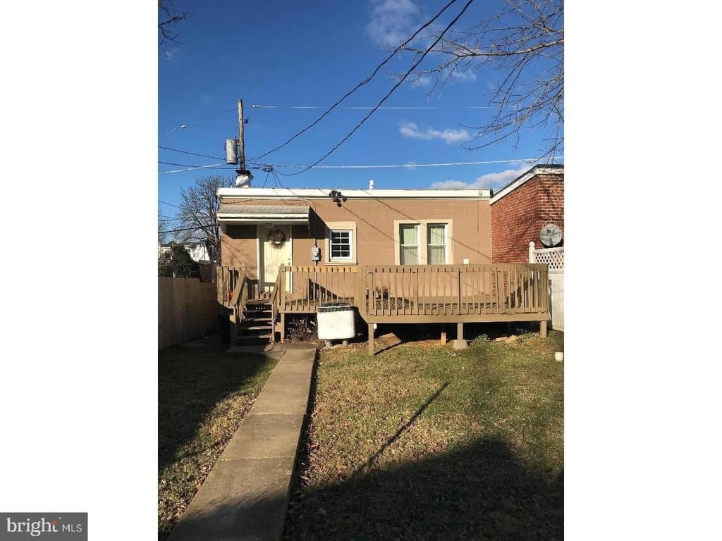 555 Chestnut St Unit Rear