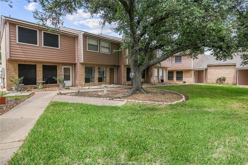 2807 Wildflower Dr Apt 21