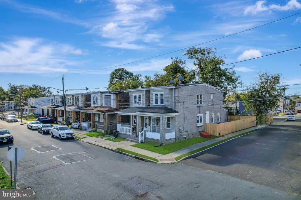 24 New Trent St