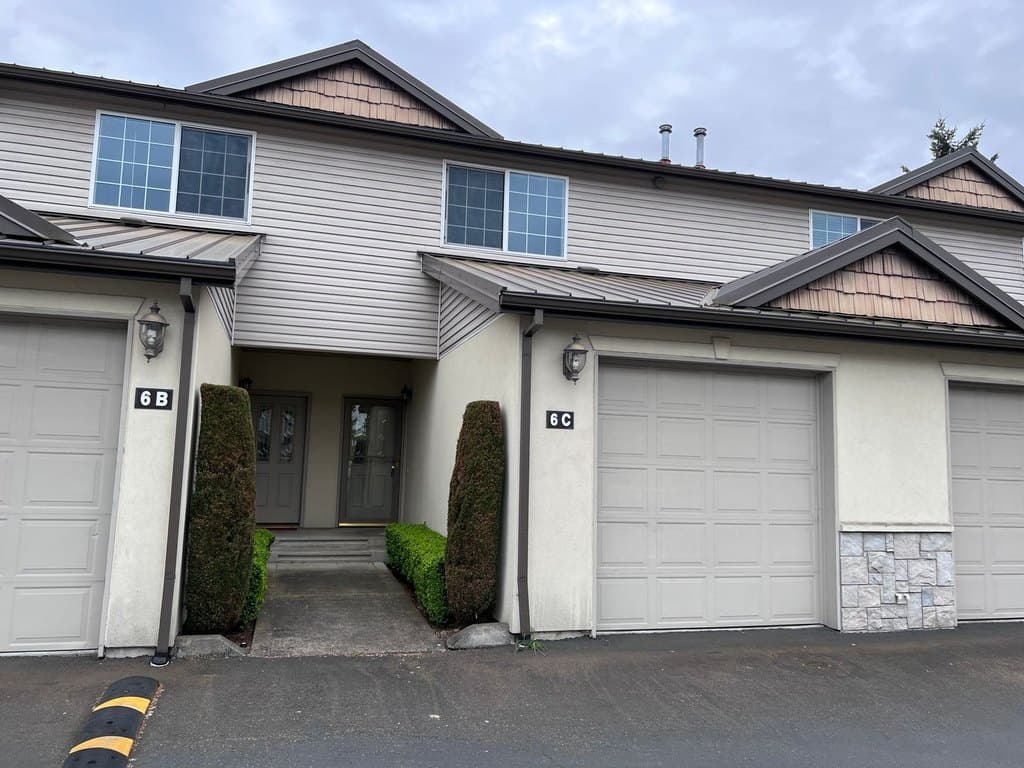 418 17th St SE Unit 6C