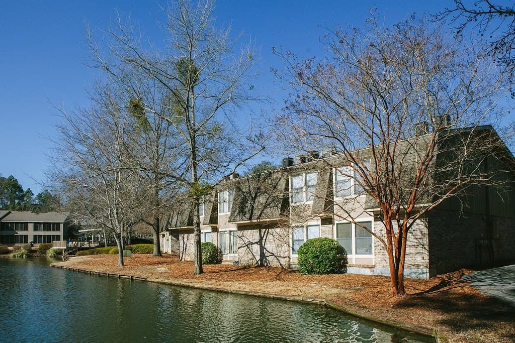 Club Hill Apartments