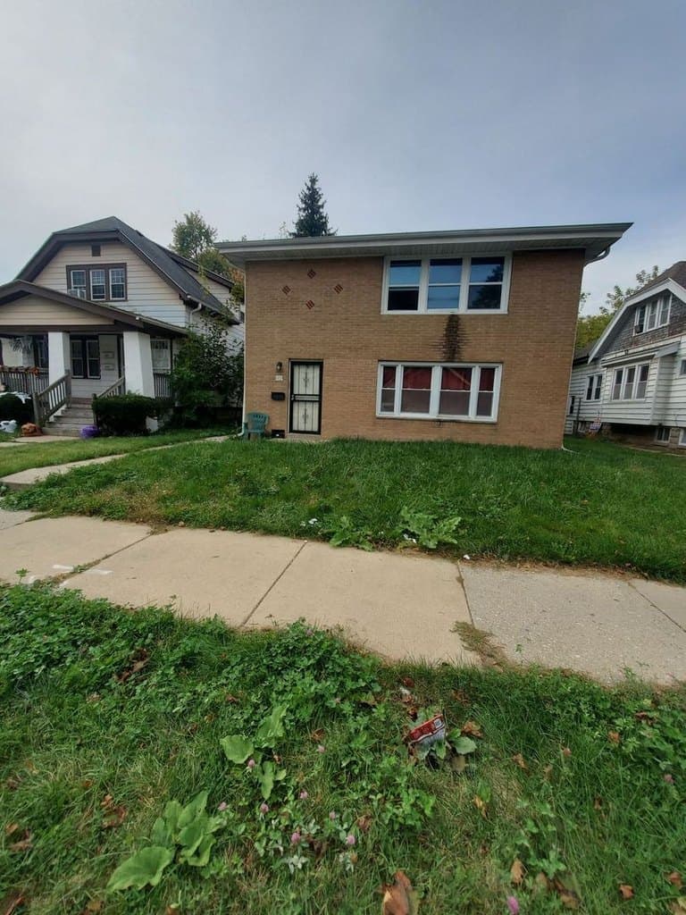 5541-5543 N 35th St. (Duplex)