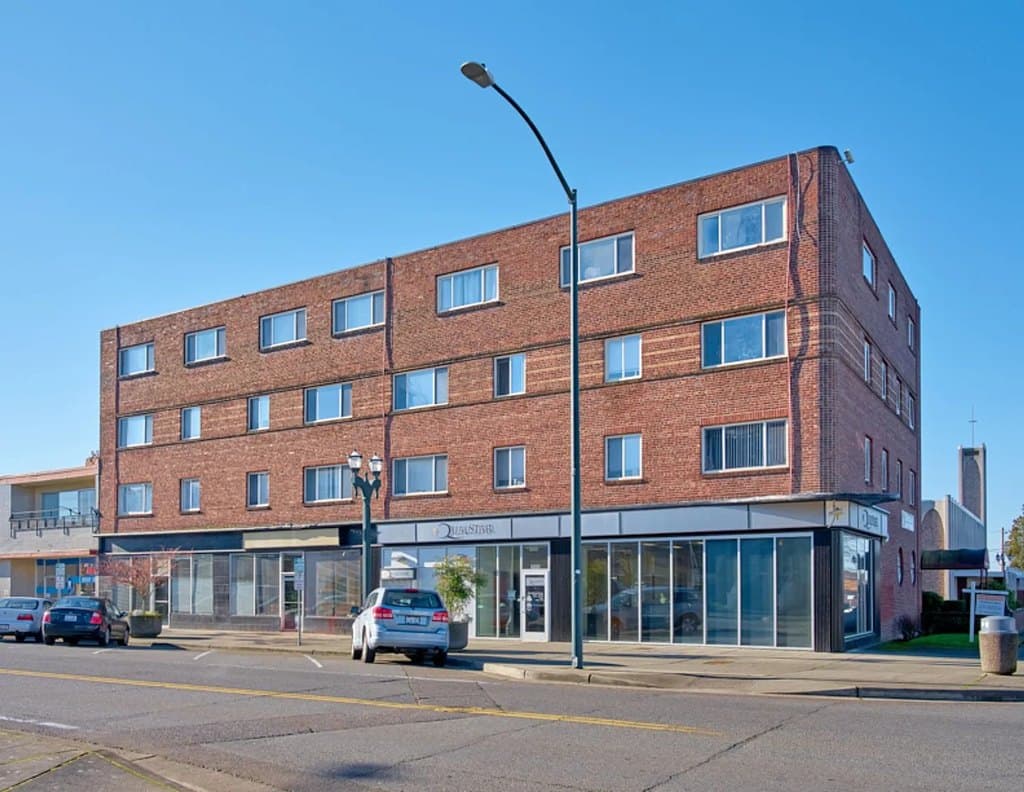 Clermont Apartments