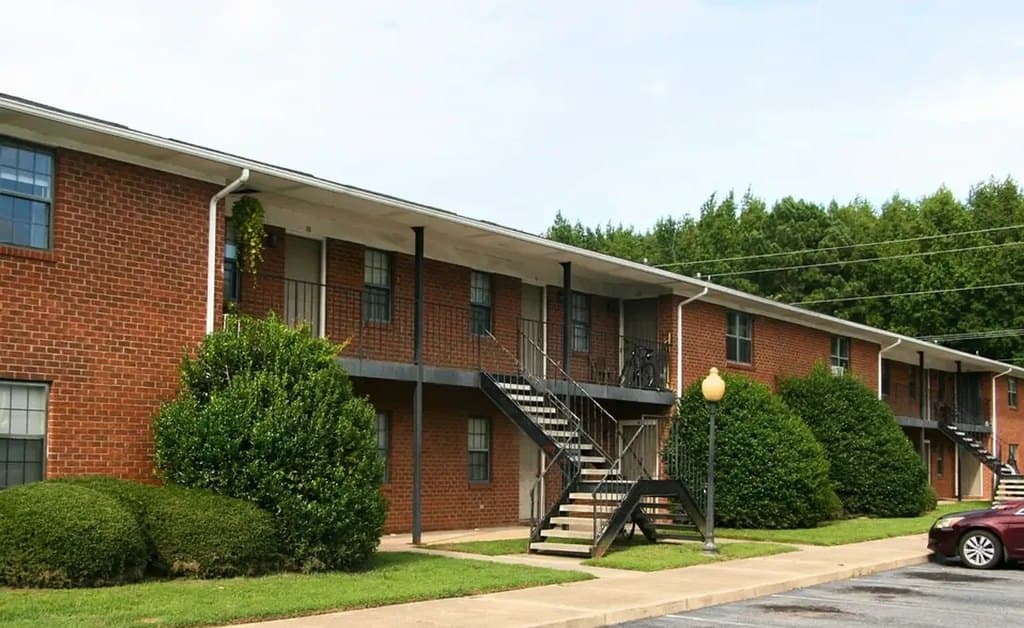 Ivy Court Apartments