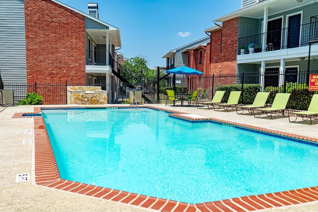 Chesapeake Apartments