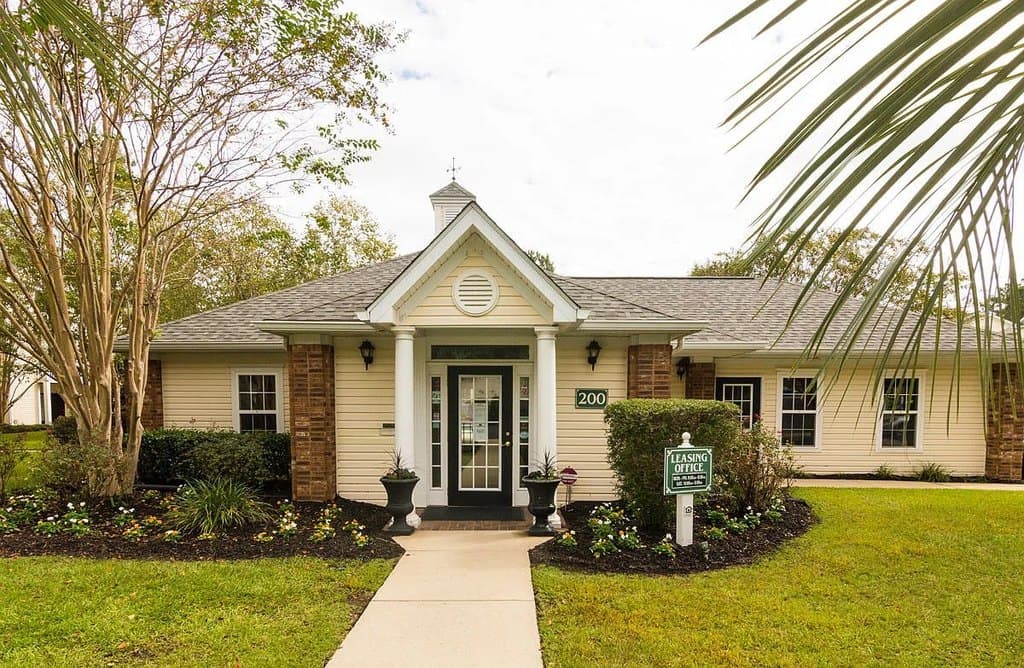 Palmetto Pointe Apartments