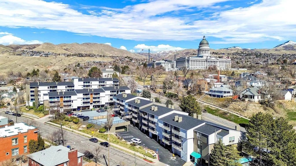 Park Capitol Apartment Homes