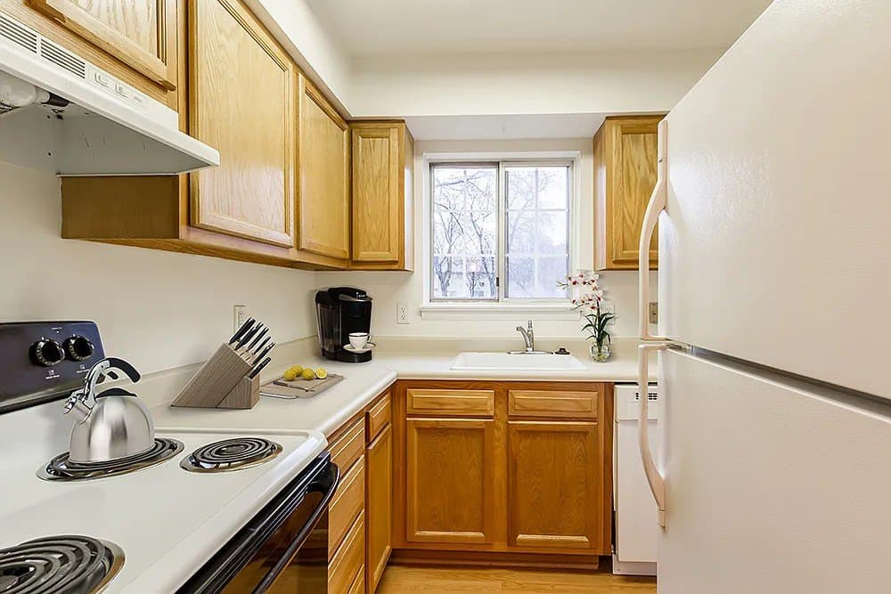 Elmwood Terrace Apartments and Townhomes