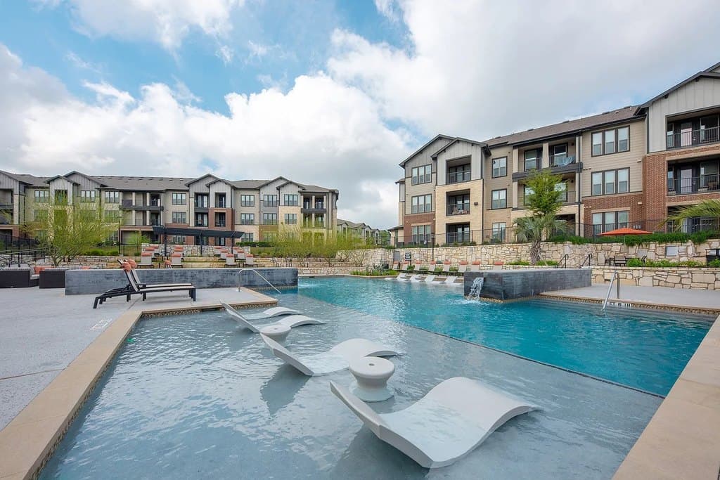 Fifty02 Westover Hills Apartments