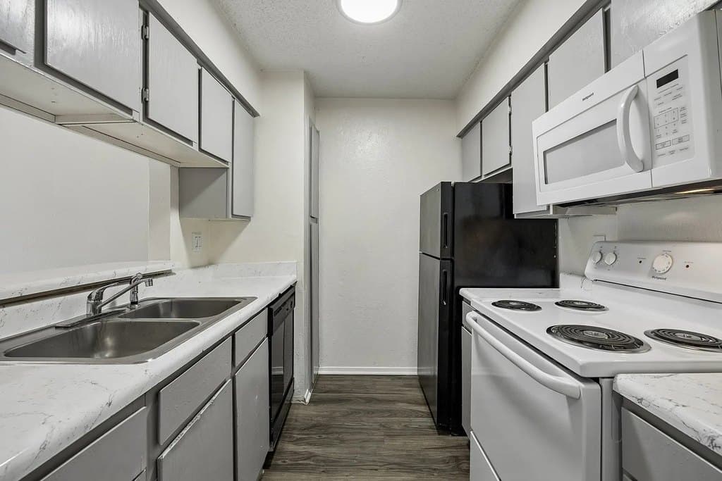 Tealwood Apartment Homes