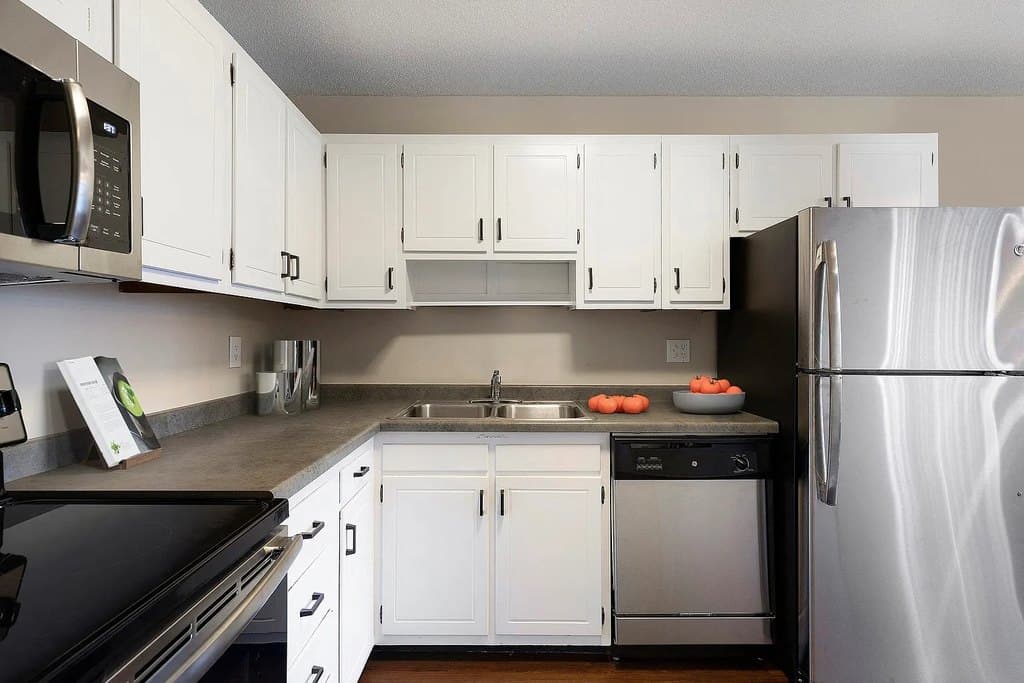 Axon Green