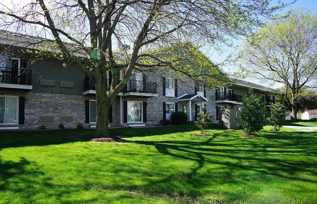 Oakbridge Court LLC
