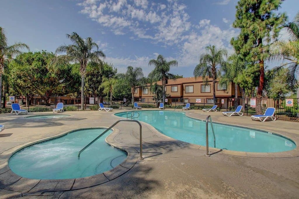 Oasis Townhomes