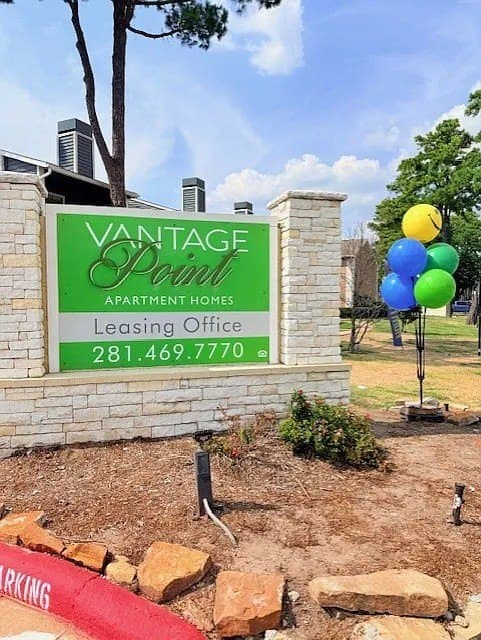 Vantage Point Apartments