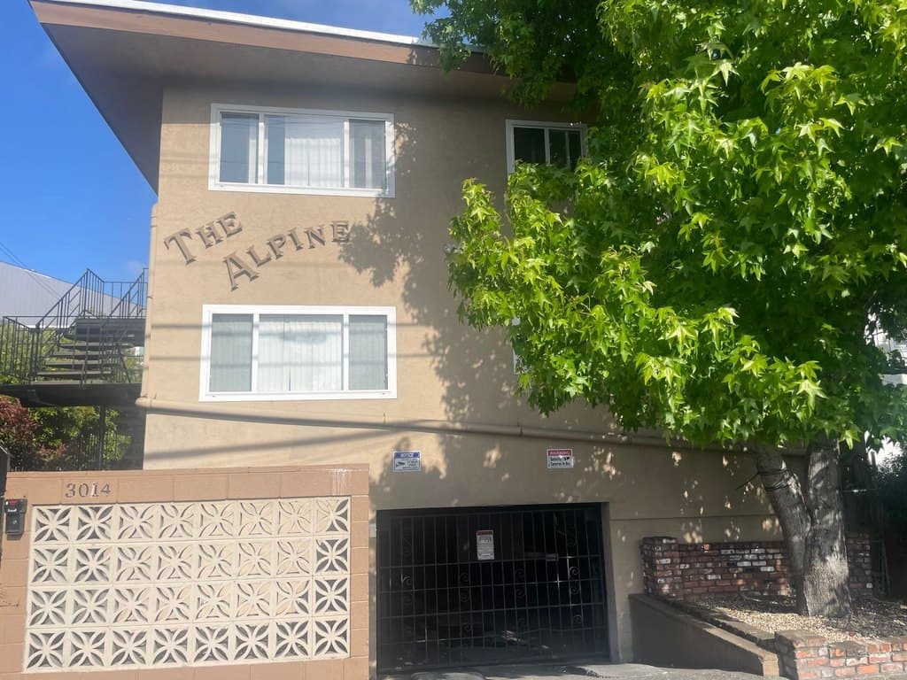 3014 Fruitvale