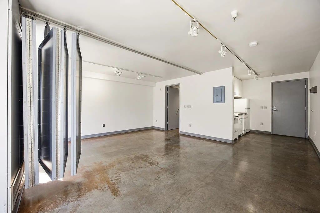 Whiteway Apartments