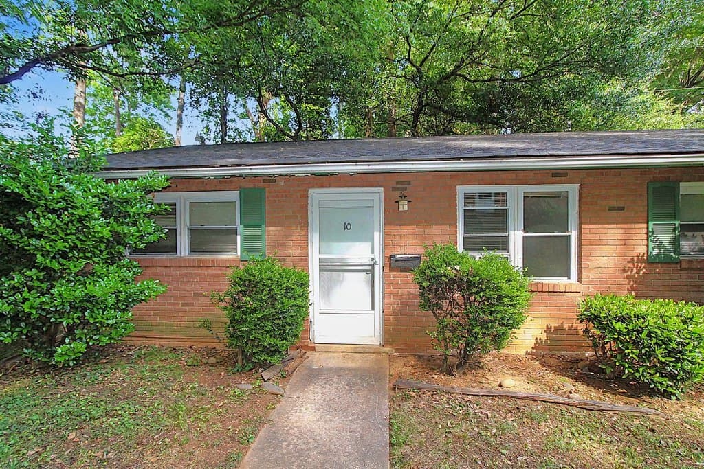 2535 Vail Ave