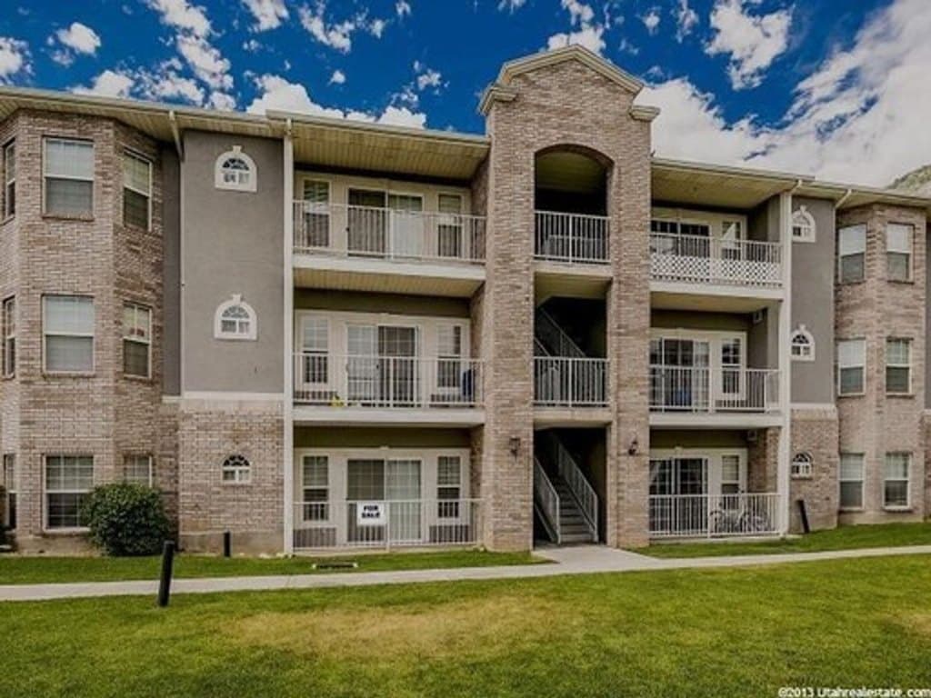 Bedroom Available in Provo