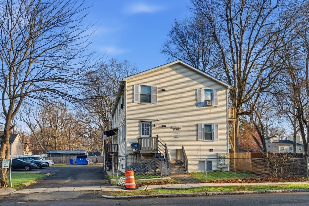 120 Orchard St