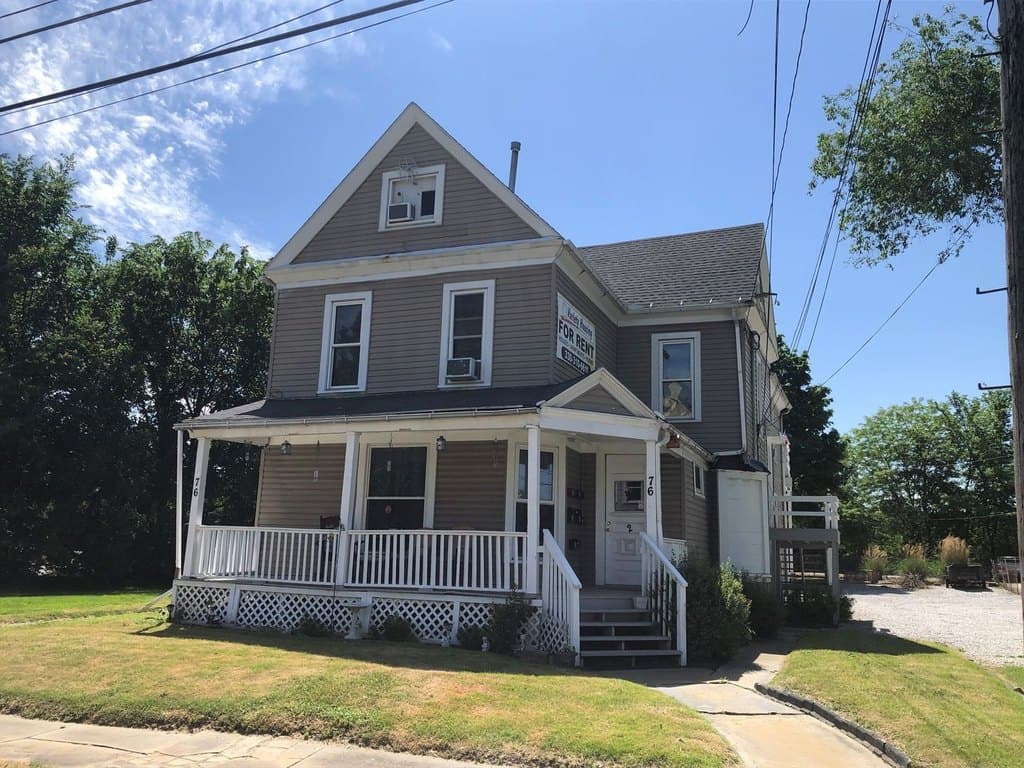 506 - 76 Adolph Street