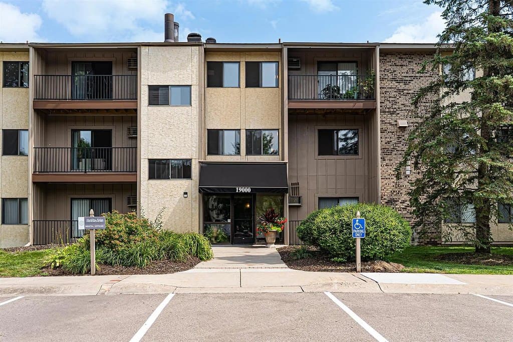 Hunters Ridge