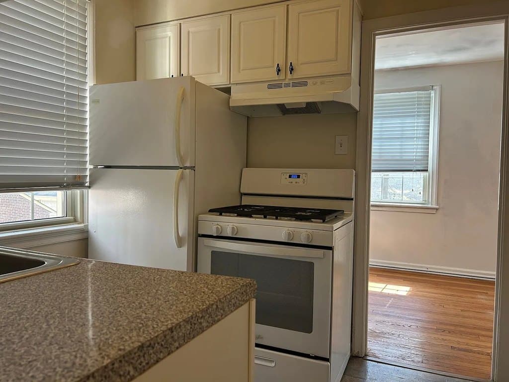 Jericho Manor Apartments