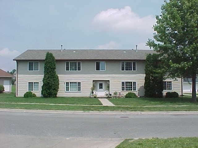 221 Brookeridge Apartments