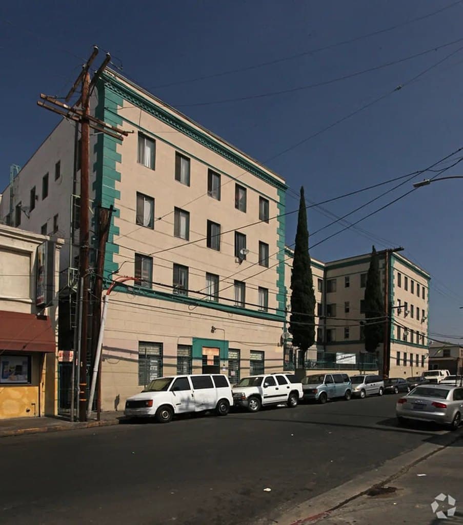 BU1 - 501 Burlington Apts