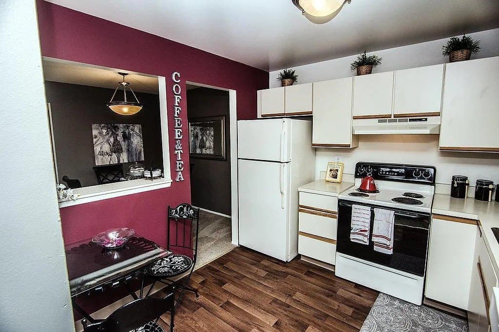 Park Lane Apartments