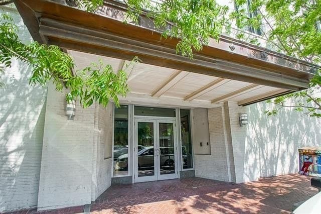 1201 Canal St Apt 358