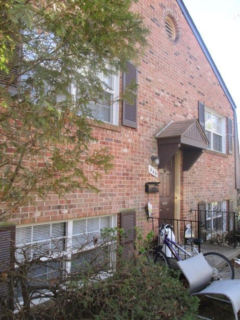 446 Marlington St