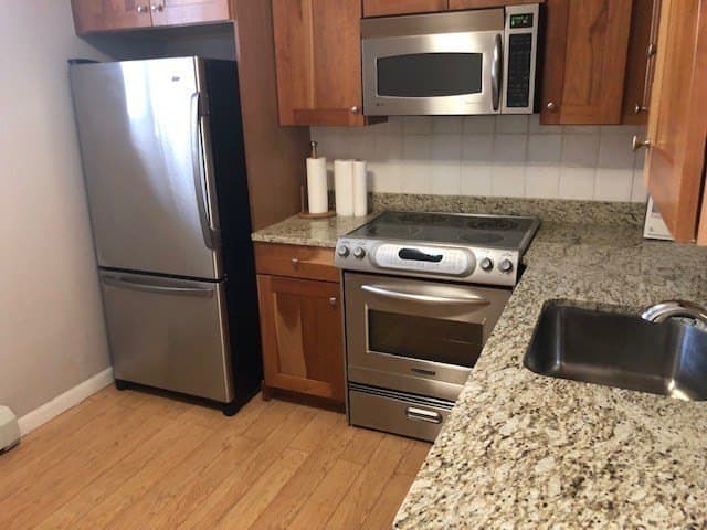 5 Centre St Apt 11