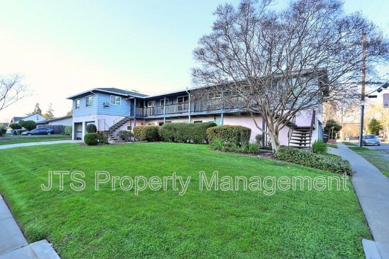 4439 V St Apt 5
