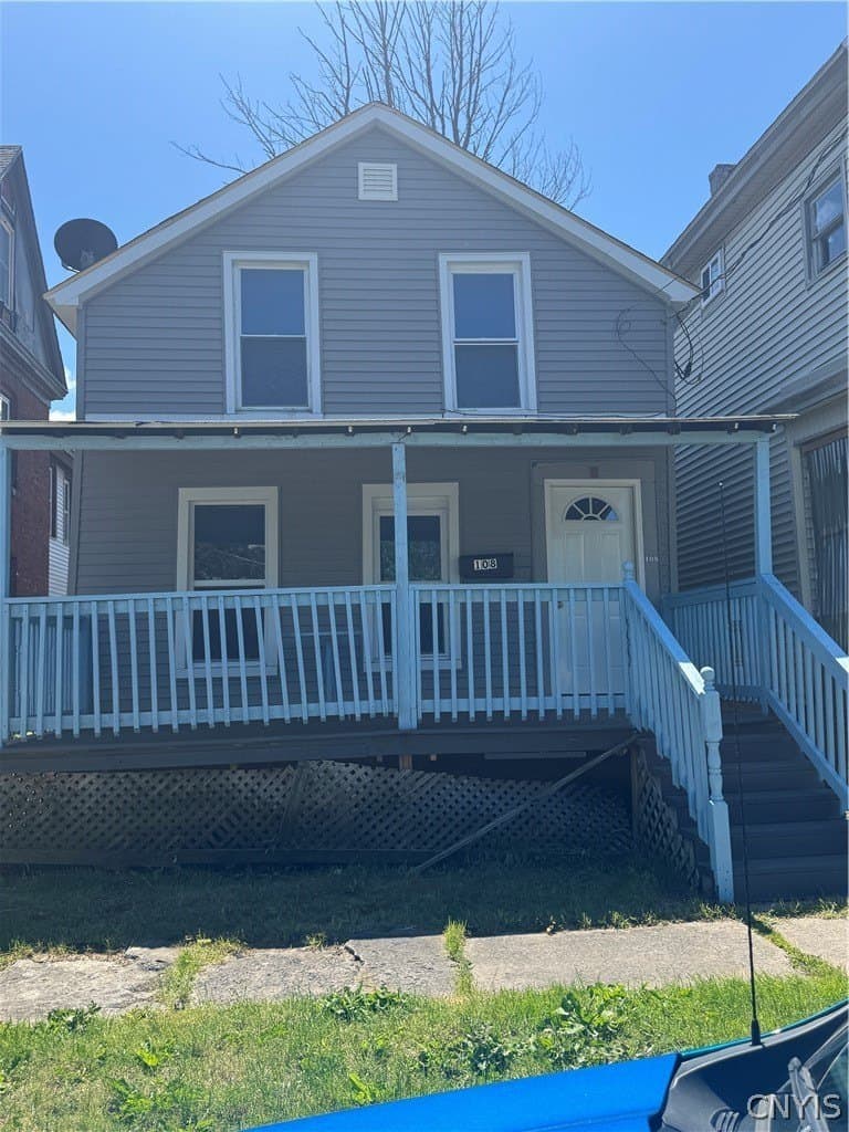 108 Gold St