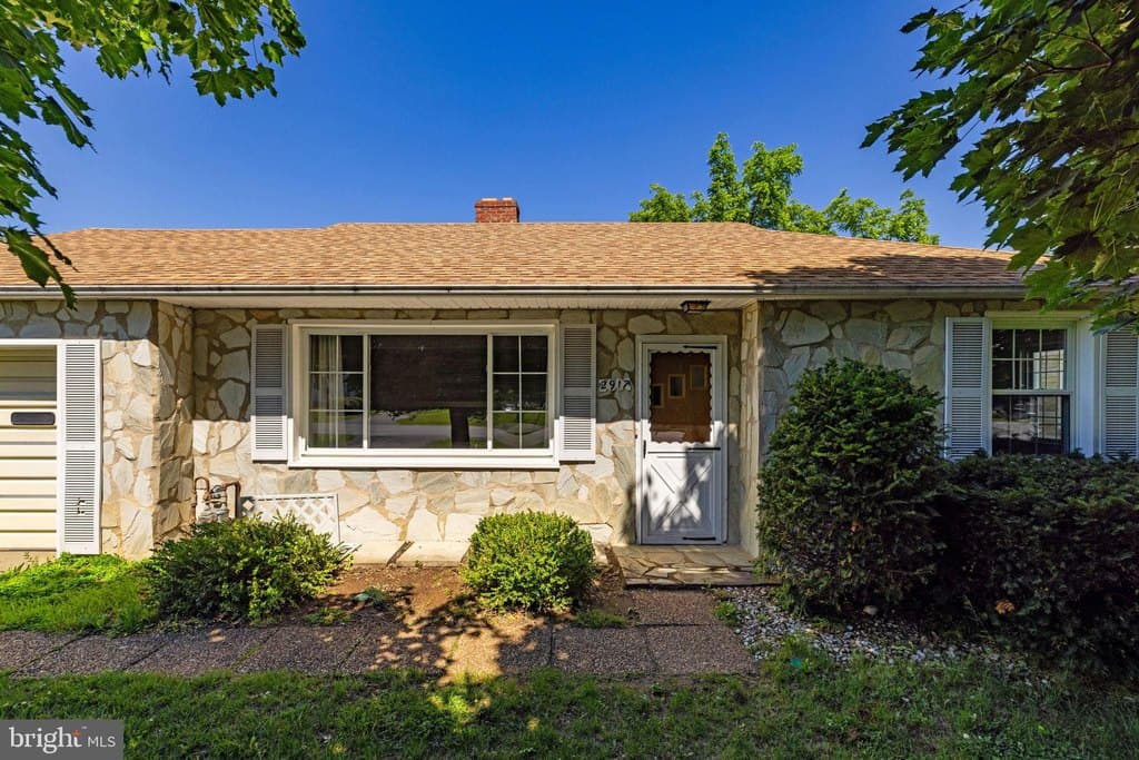 2917 First St
