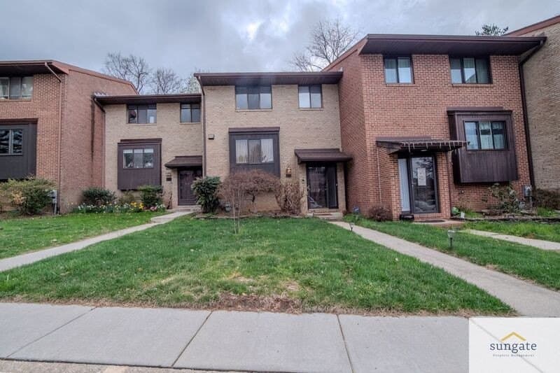 418 Five Farms Ln
