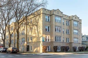 4202 N Kimball Ave Apt 2W