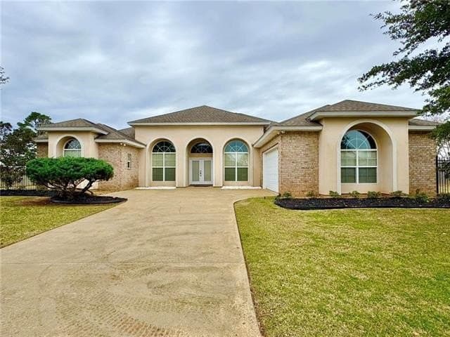 6413 Arden Oaks Dr