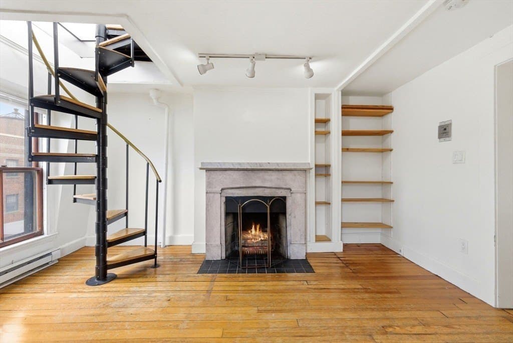 49 Brimmer St Apt 9