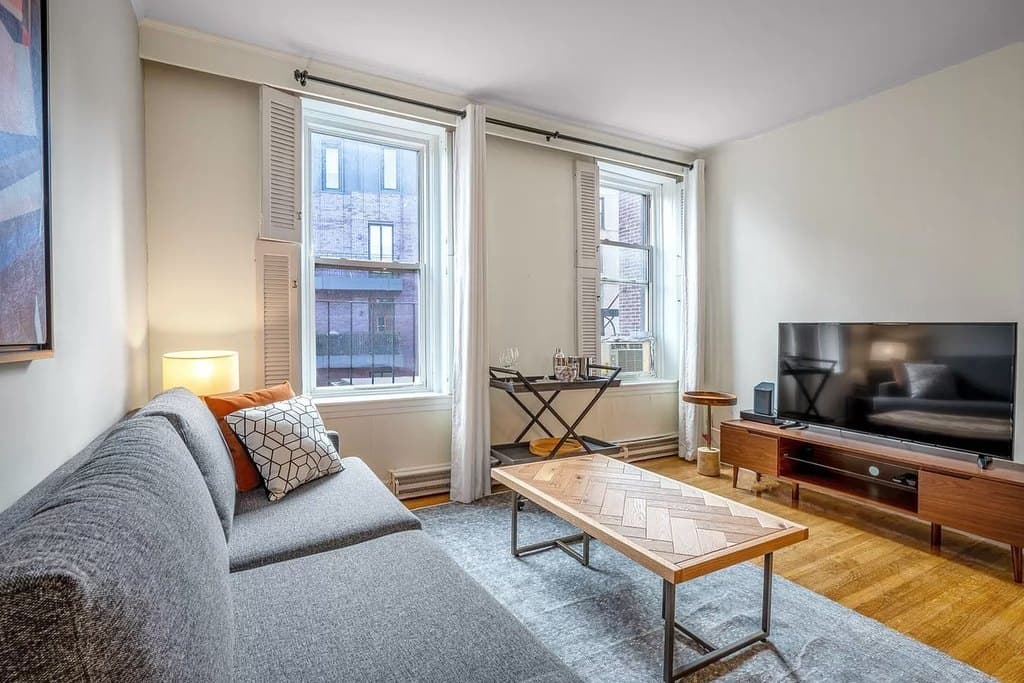 529 Beacon St Unit 17K