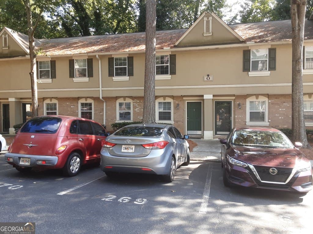 6900 Roswell Rd Unit 3O