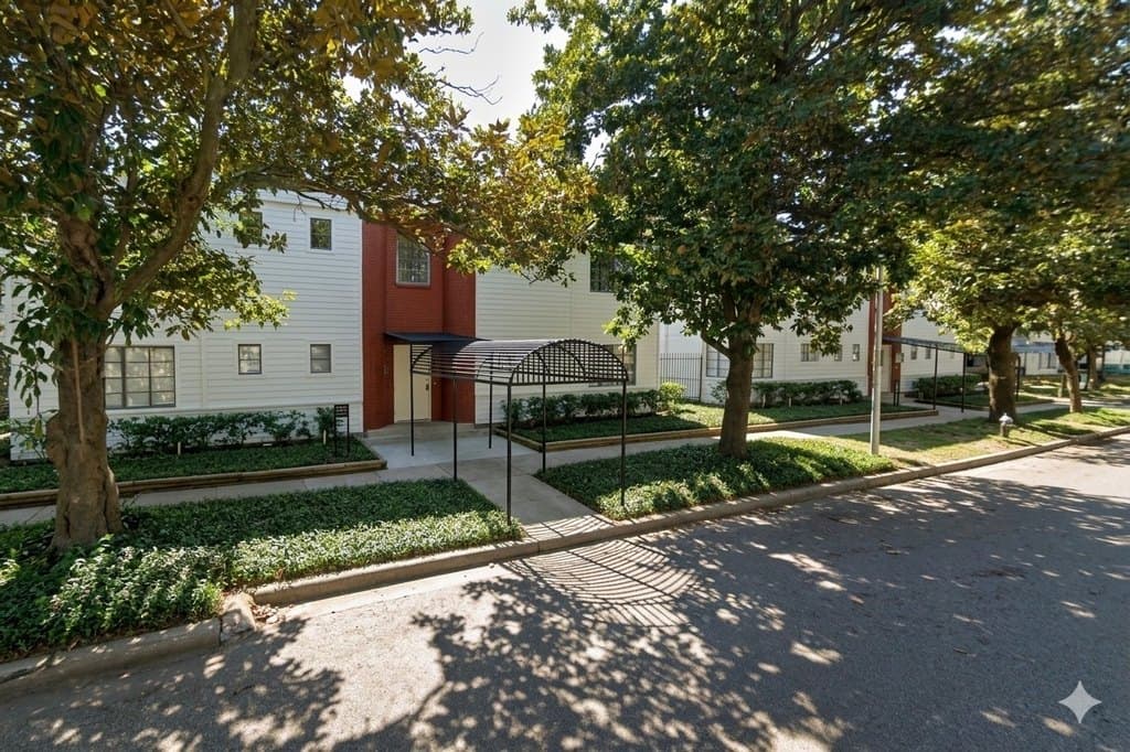 5607 Jackson St Apt 2