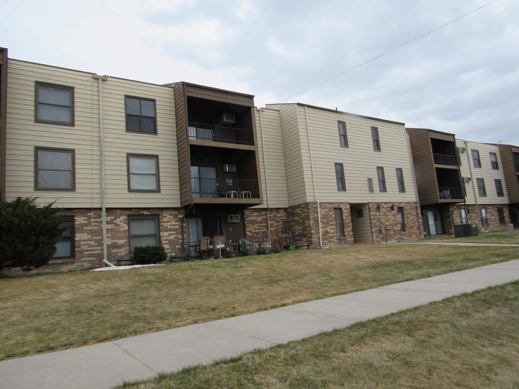 4500 S Poplar St Unit 202