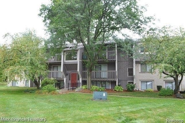 29880 W 12 Mile Rd Apt 812