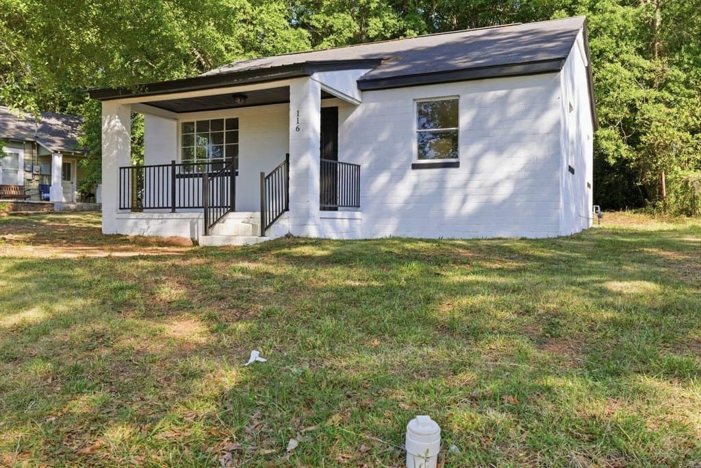 116 Chester Ave