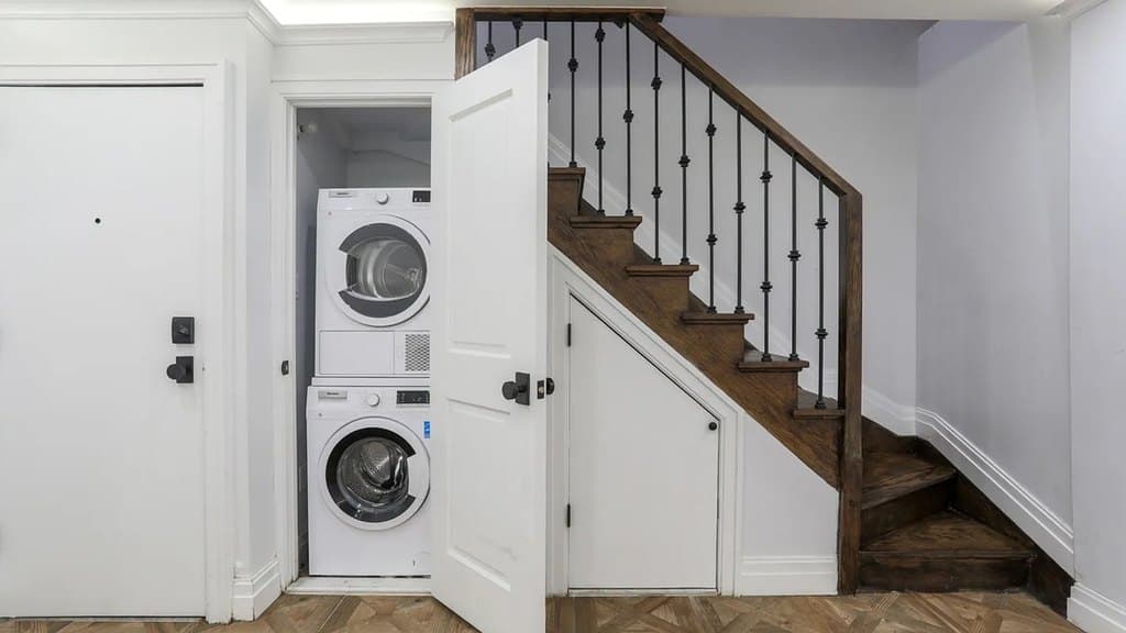 43 Columbia Pl Apt 1