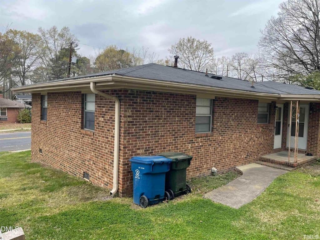 334 Clark St Unit A