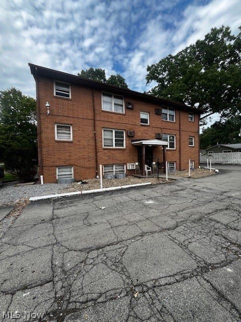3055 Hadley Ave Apt 5