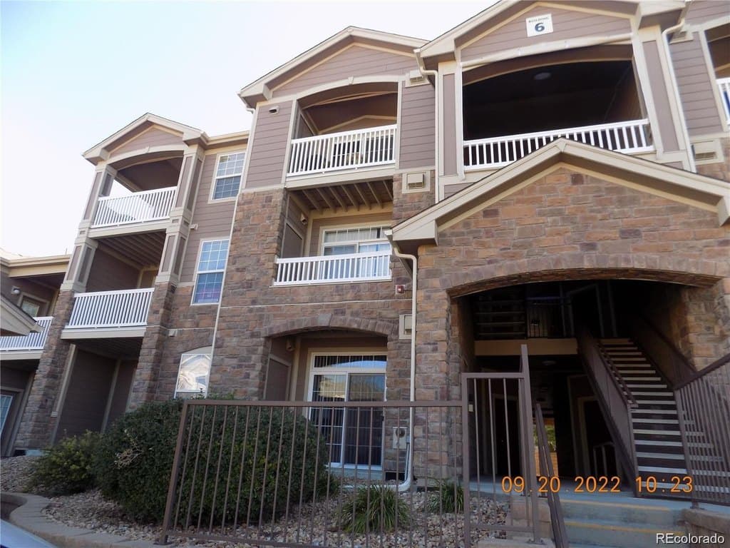 7440 S Blackhawk St Unit 6204