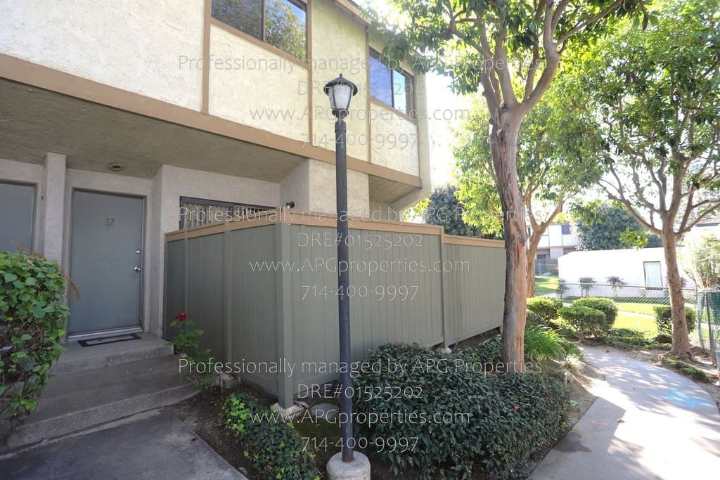 2000 W Palmyra Ave Apt 32